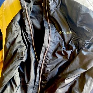 Columbia Windbreaker Medium Mens Black